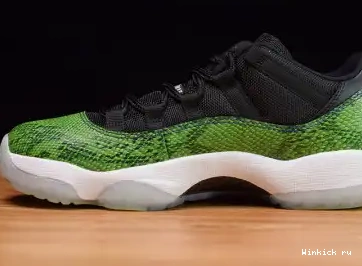 GREEN JORDAN LOW 11 SNAKESKIN - RETRO 0704